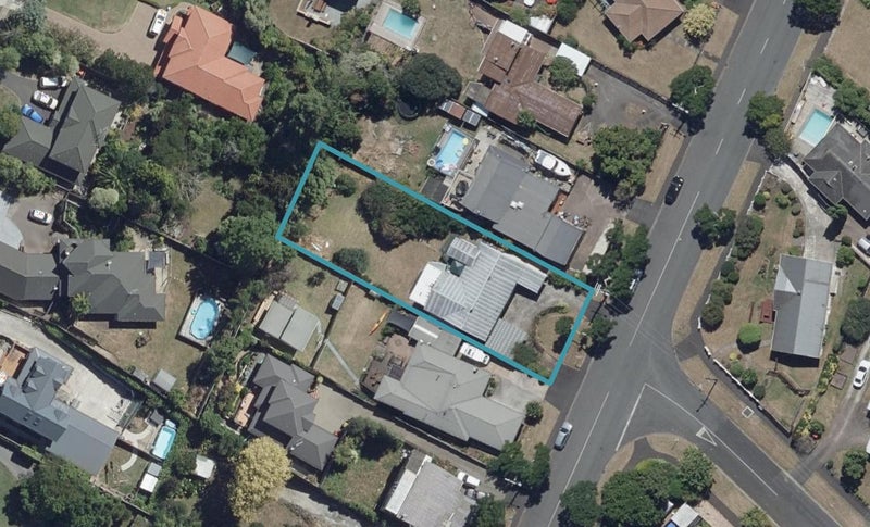 86 Houchens Road, Glenview, Hamilton - Carousel 1