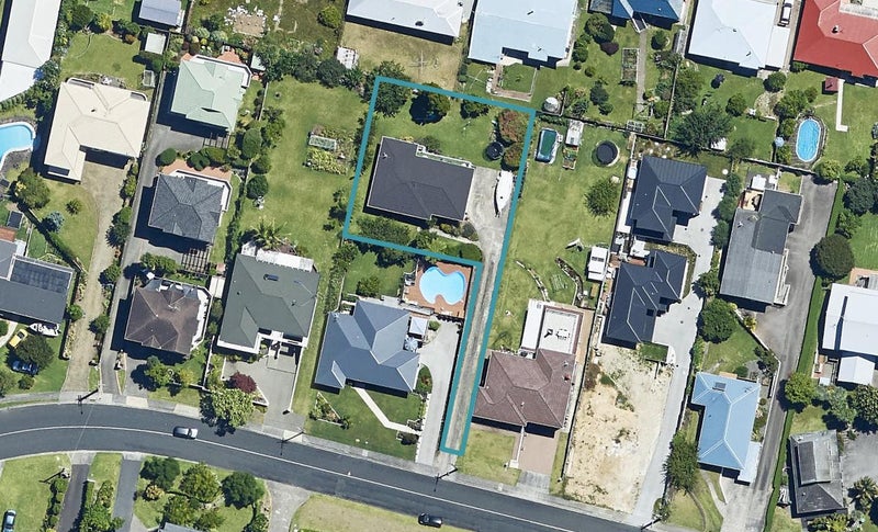 29 Milton Road, Otumoetai, Tauranga - Carousel 1