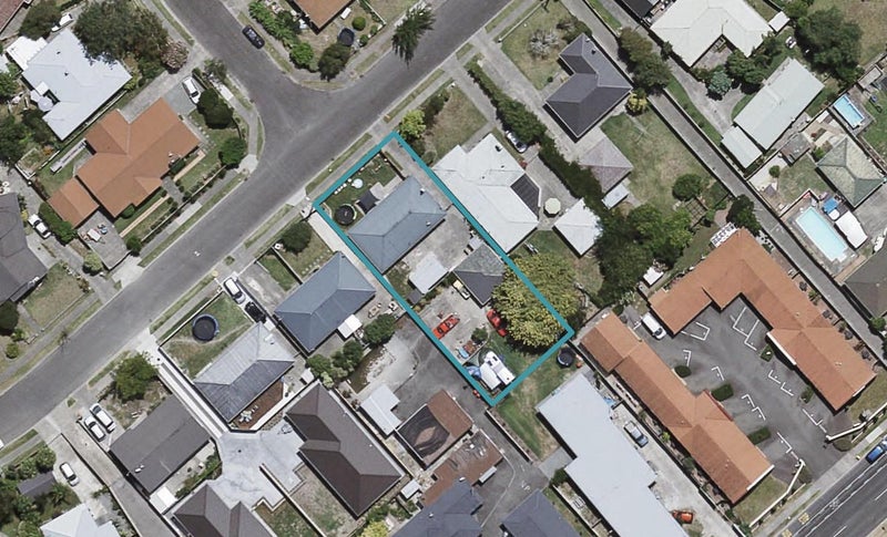 2/33 Merton Crescent, Pirimai, Napier - Carousel 1