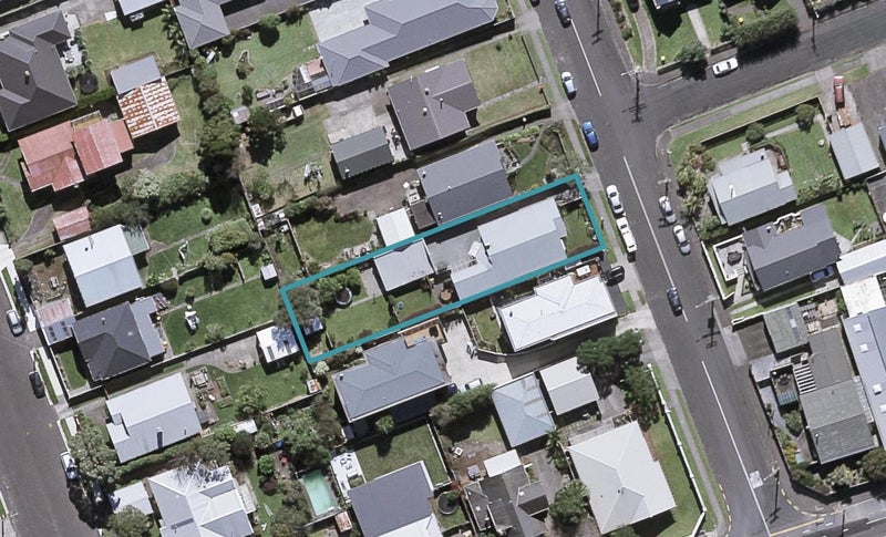 20 Belt Road, Moturoa, New Plymouth - Carousel 1