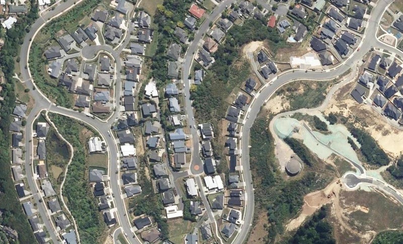 47D Spyglass Lane, Whitby, Porirua - Carousel 1