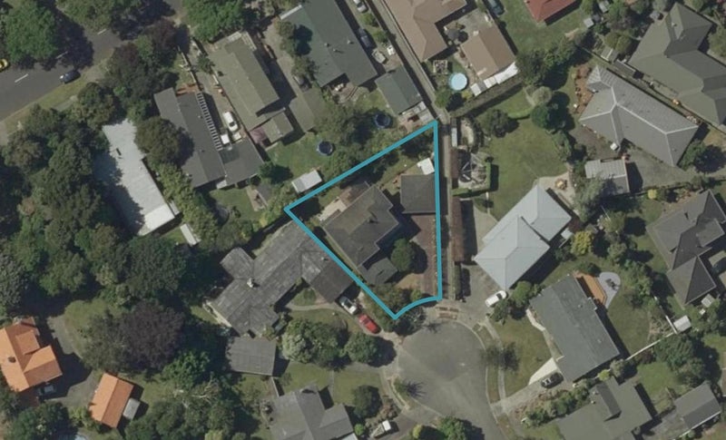 8 Rakino Place, Awapuni, Palmerston North - Carousel 1