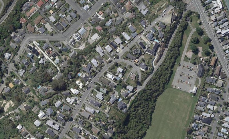 25 Moncks Spur Road, REDCLIFFS, CHRISTCHURCH - Carousel 1