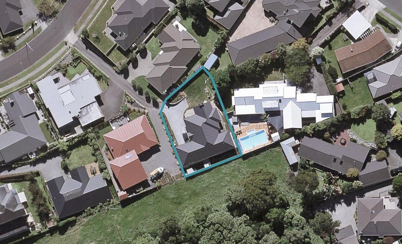 3B Anderson Way, Highlands Park, New Plymouth - Carousel 1