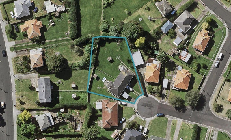 12 Trent Road, Panmure, Auckland - Carousel 1