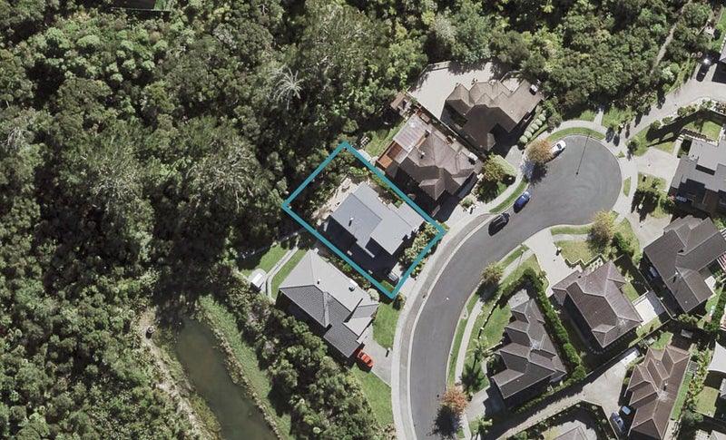 36 Pin Oak Drive, Schnapper Rock, Auckland - Carousel 1