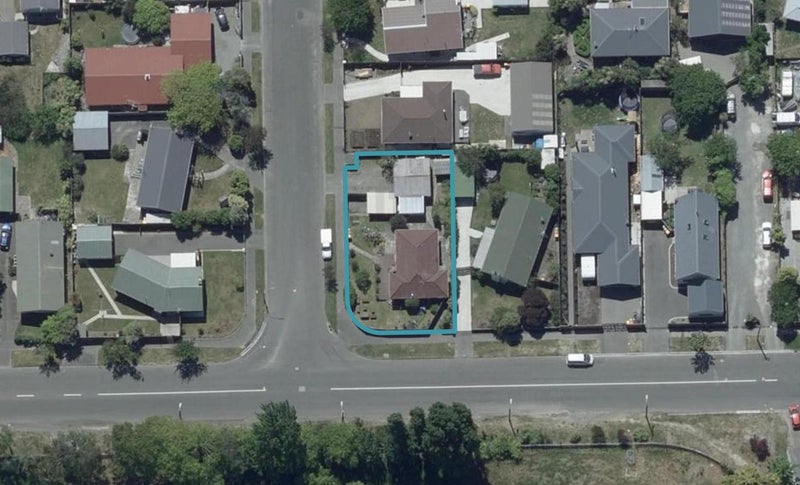 204 Beach Road, North New Brighton, Christchurch - Carousel 1
