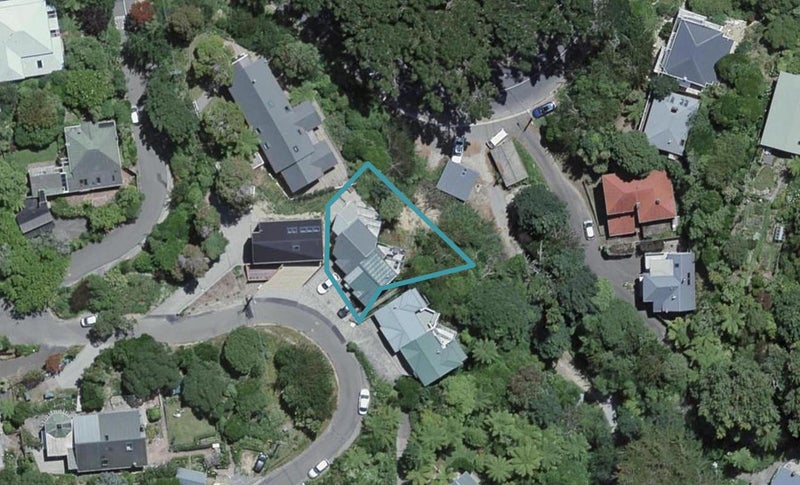 2B Lytton St, Wadestown, Wellington - Carousel 1