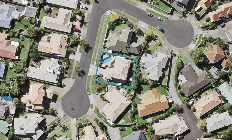 12 Driscoll Place, Farm Cove, Auckland - Carousel 1