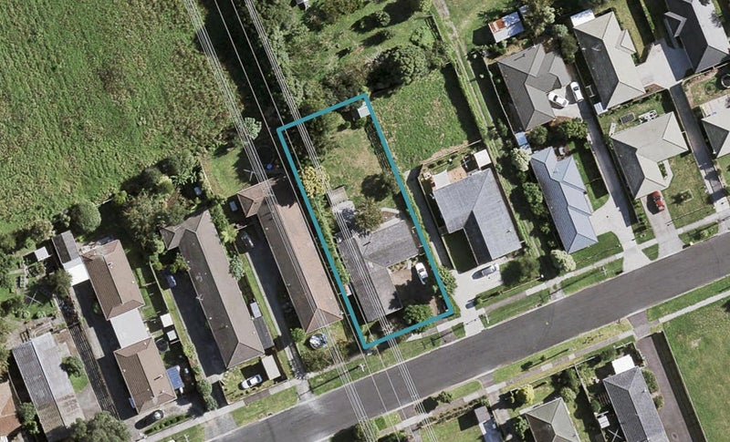 24 Berwyn Avenue, Takanini, Auckland - Carousel 1