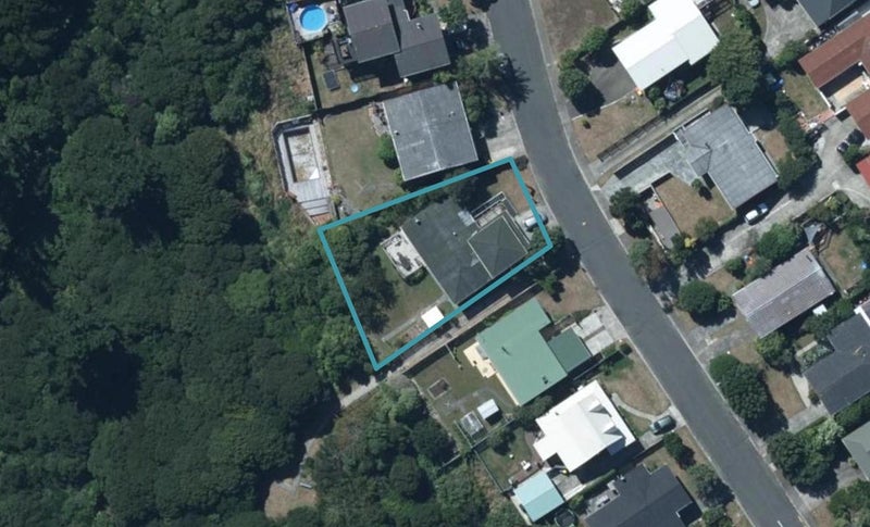128 Kahu Road, Paremata, Porirua - Carousel 1
