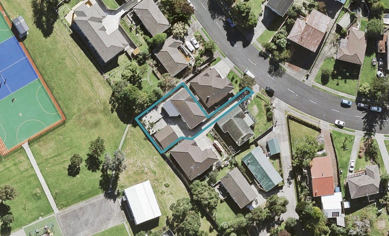 27 Athenic Avenue, Lynfield, Auckland - Carousel 1