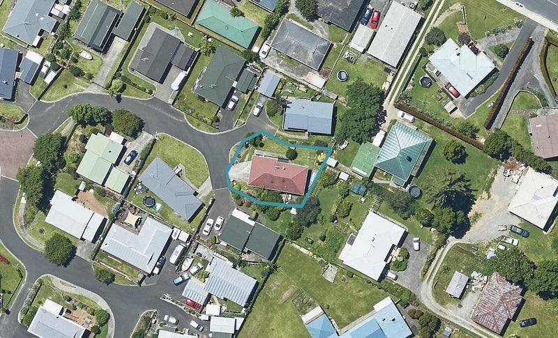 8 Park View Rise, Gate Pa, Tauranga - Carousel 1