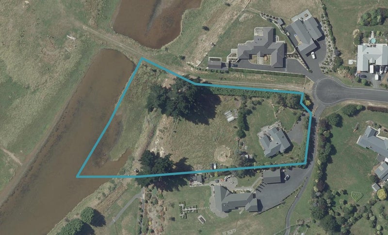 19 Wavy Knowes Drive, Waldronville, Dunedin - Carousel 1