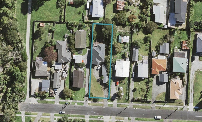 61 Routley Drive, Glen Eden, Auckland - Carousel 1