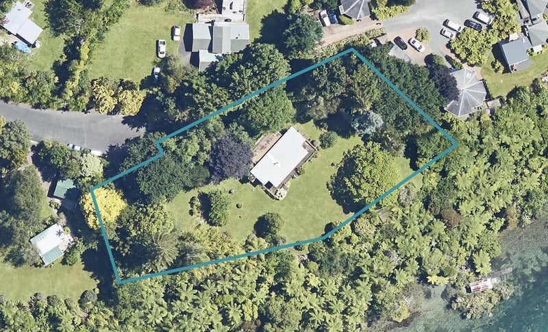21 Ronald Road, Lake Tarawera, Rotorua - Carousel 1