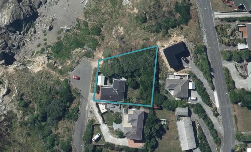30 Lambley Road, Titahi Bay, Porirua - Carousel 1