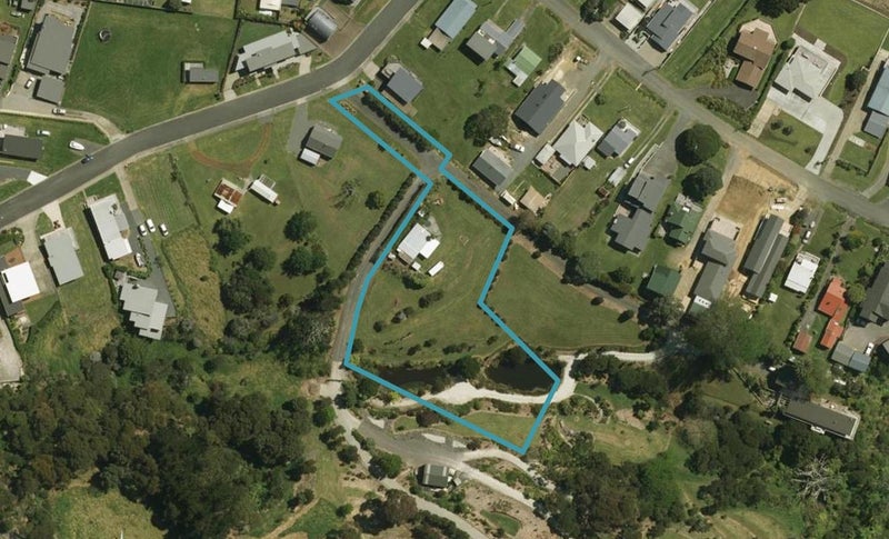 7B Lang Road, Langs Beach, Waipu - Carousel 1
