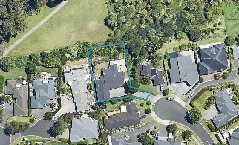 15 Saint Clements Grove, Bethlehem, Tauranga - Carousel 1