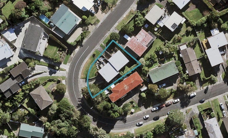 1/10 Girrahween Drive, Tōtara Vale, Auckland - Carousel 1