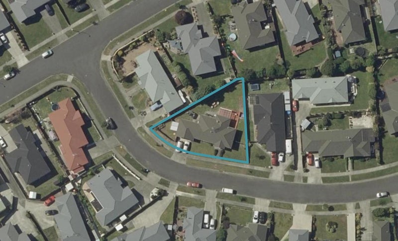 3 Aspen Way, Kelvin Grove, Palmerston North - Carousel 1