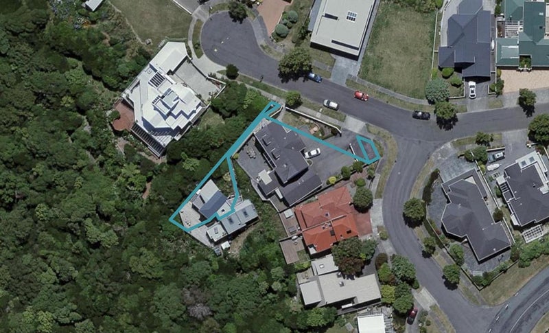 7B Countess Close, Maupuia, Wellington - Carousel 1