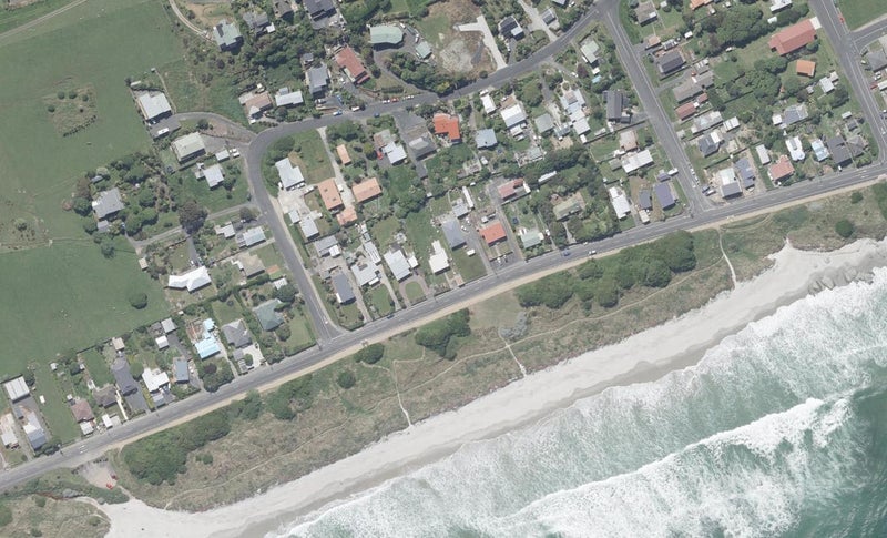 1114 Brighton Road, Brighton, Dunedin - Carousel 1