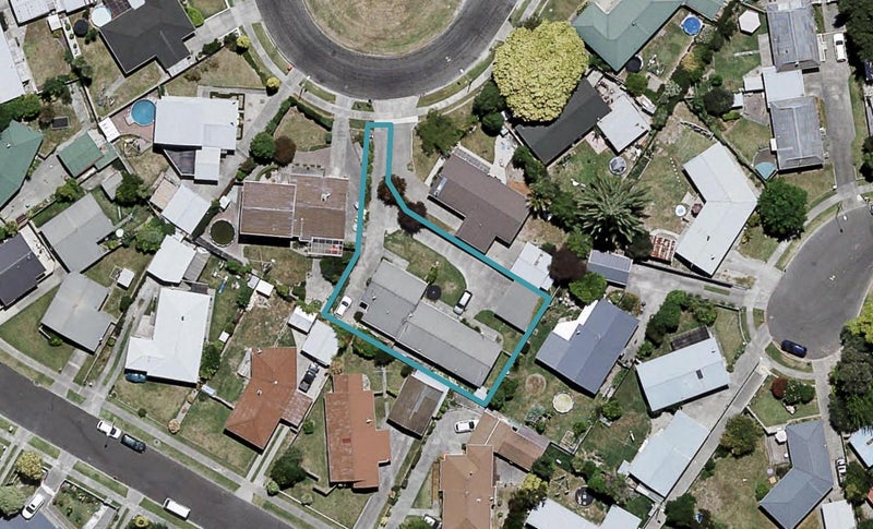15 Lichfield Crescent, Tamatea, Napier - Carousel 1