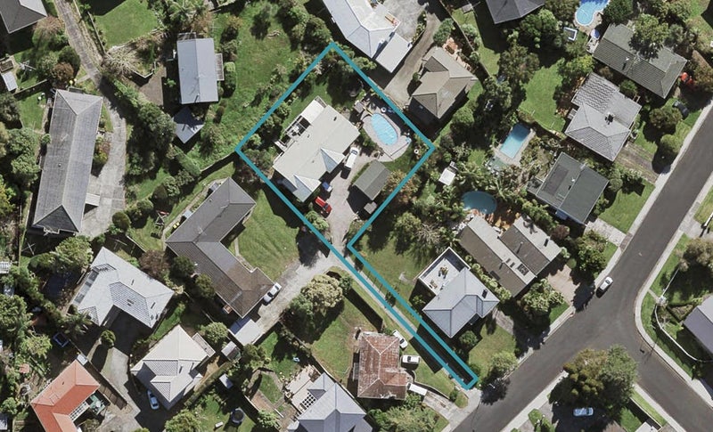 25 Holland Road, Hillcrest, Auckland - Carousel 1