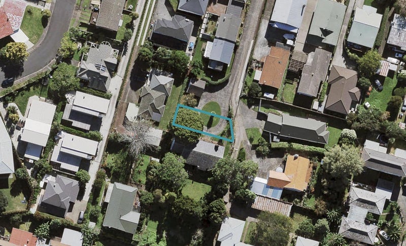 2/13A Clarke Road, Onehunga, Auckland - Carousel 1