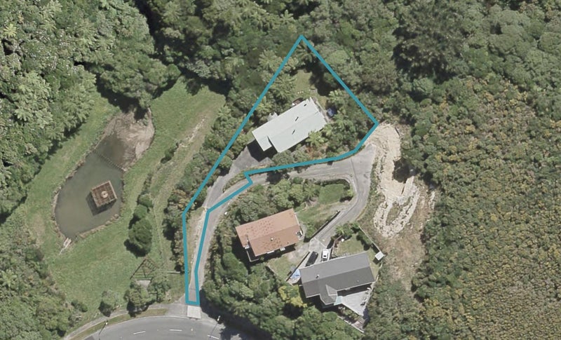 7 Mulberry Street, Maungaraki, Lower Hutt - Carousel 1