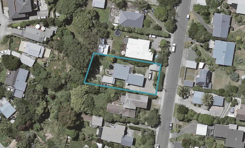 17 Glen Road, Raumati South, Paraparaumu - Carousel 1