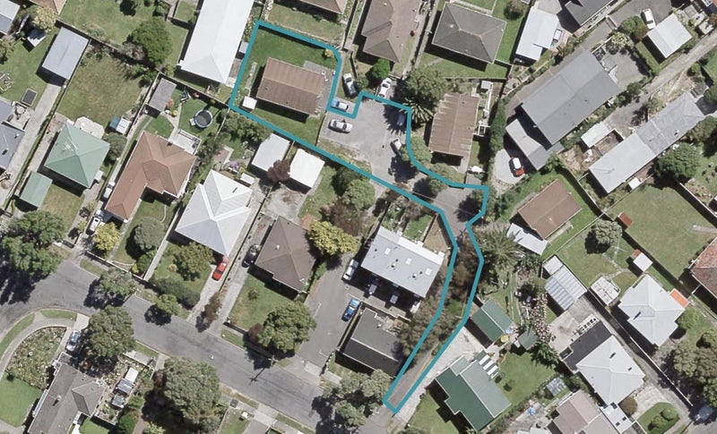 17A Russell Street, Waterloo, Lower Hutt - Carousel 1