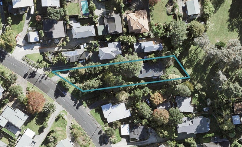 12 Marina Road, Torbay, Auckland - Carousel 1