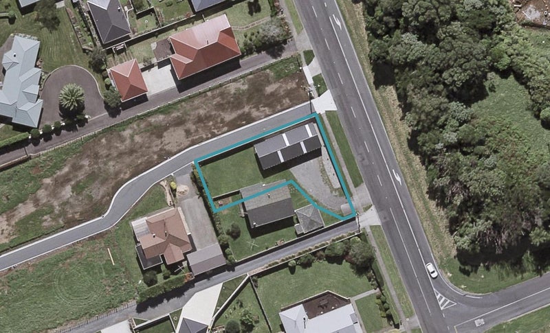 80 Smart Road, Glen Avon, New Plymouth - Carousel 1