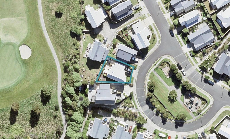 19 Harwich Court, Gulf Harbour, Whangaparaoa - Carousel 1