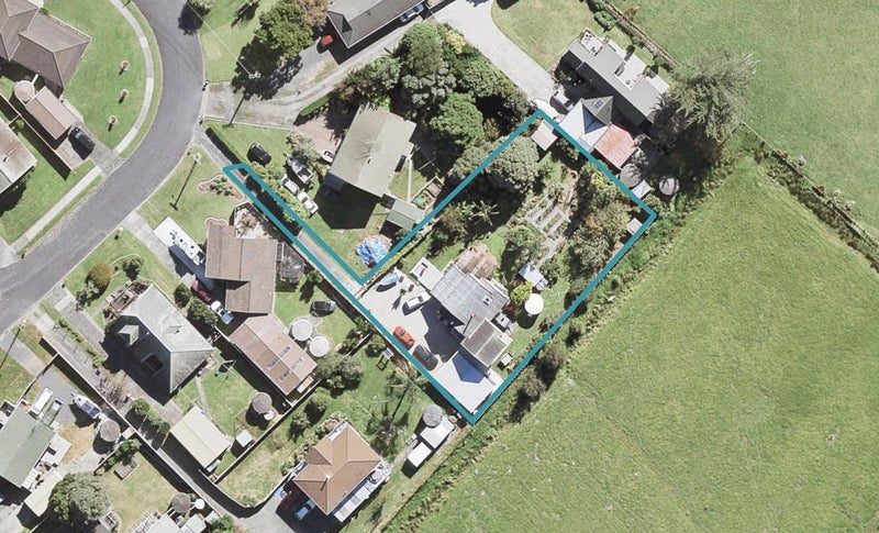9 Cottonwood Place, Papakura - Carousel 1