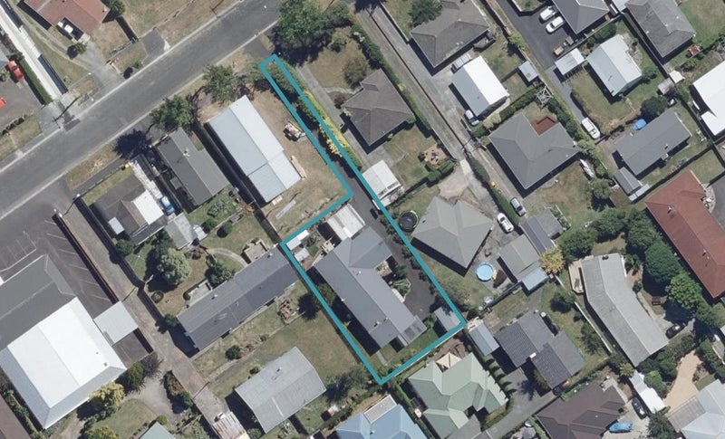 16A Duncan Road, St Andrews, Hamilton - Carousel 1
