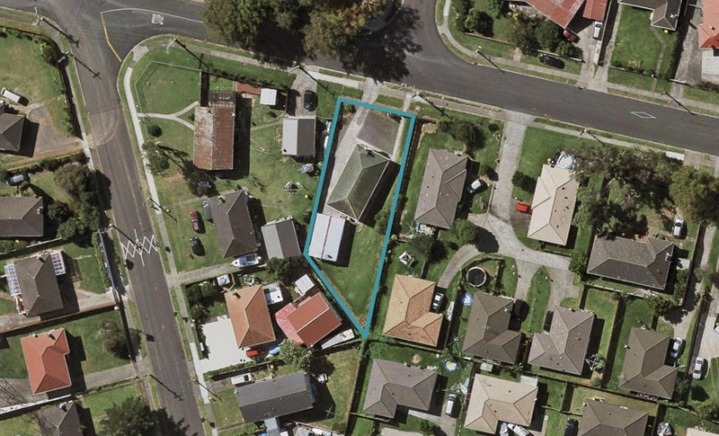 7 Flat Bush Road, Otara, Auckland - Carousel 1