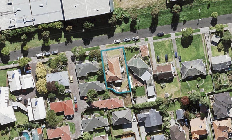 13 Segar Avenue, Mount Albert, Auckland - Carousel 1