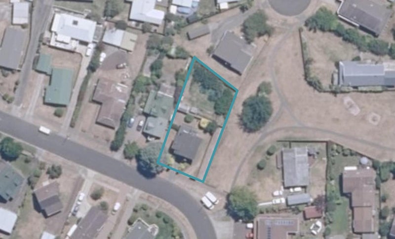 2/8 Tobin Place, Richmond Heights, Taupō - Carousel 1