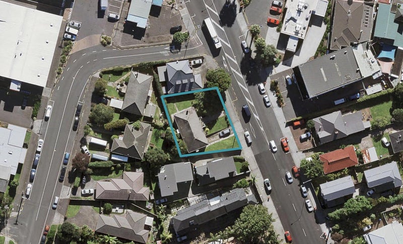 825 Manukau Road, Royal Oak, Auckland - Carousel 1