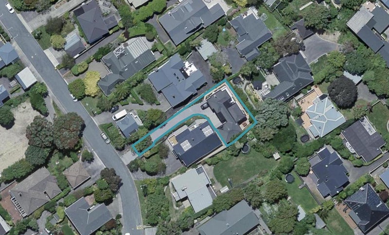 17 Lochiel Road, Khandallah, Wellington - Carousel 1