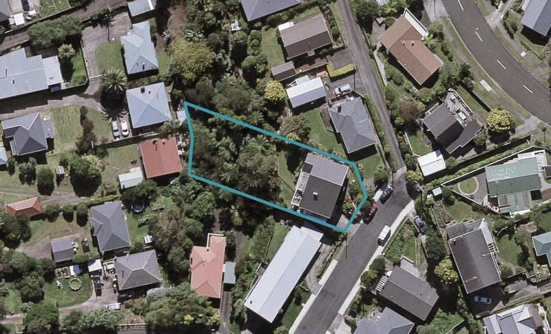 5 Truro Place, Lynmouth, New Plymouth - Carousel 1