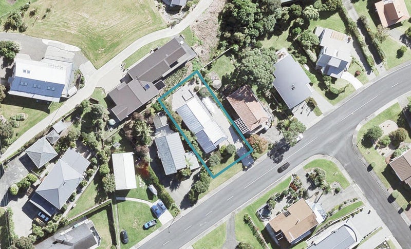 7 Mariners Grove, Algies Bay - Carousel 1