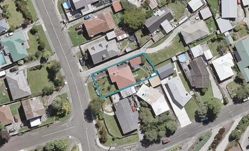 27 Mangaroa Hill Road, Maoribank, Upper Hutt - Carousel 1