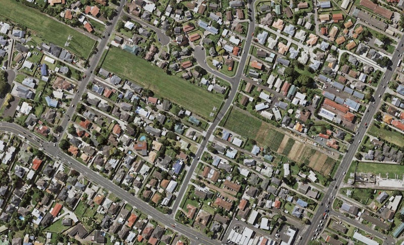 15 Jarman Road, Mount Wellington, Auckland - Carousel 1