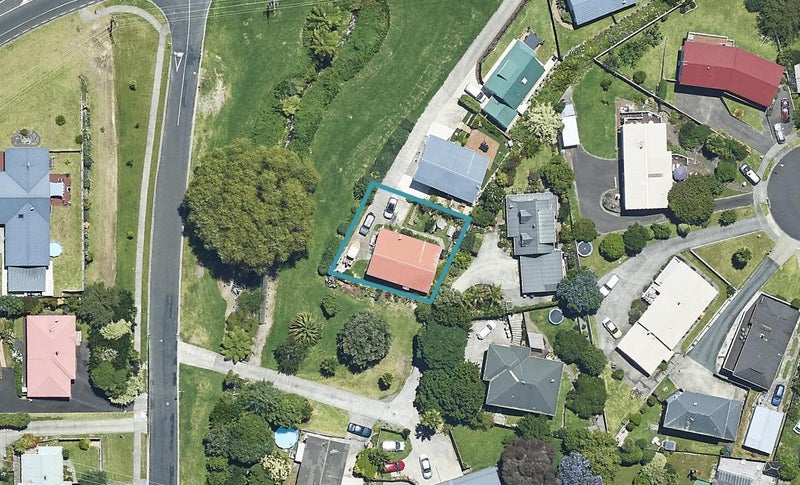 12 Poike Road, Hairini, Tauranga - Carousel 1