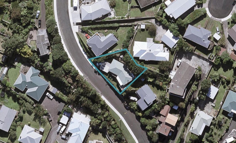 8 Crownhill Street, Spotswood, New Plymouth - Carousel 1