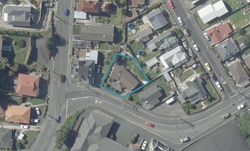 74 Thorn Street, Caversham, Dunedin - Carousel 1